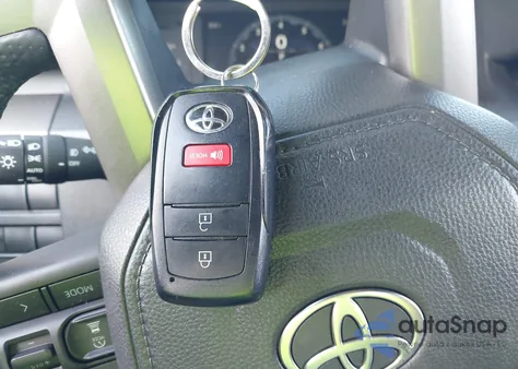 2024 Toyota Tacoma Sr5 4Wd z USA, uszkodzony, nr VIN 3TMLB5JN9RM029439